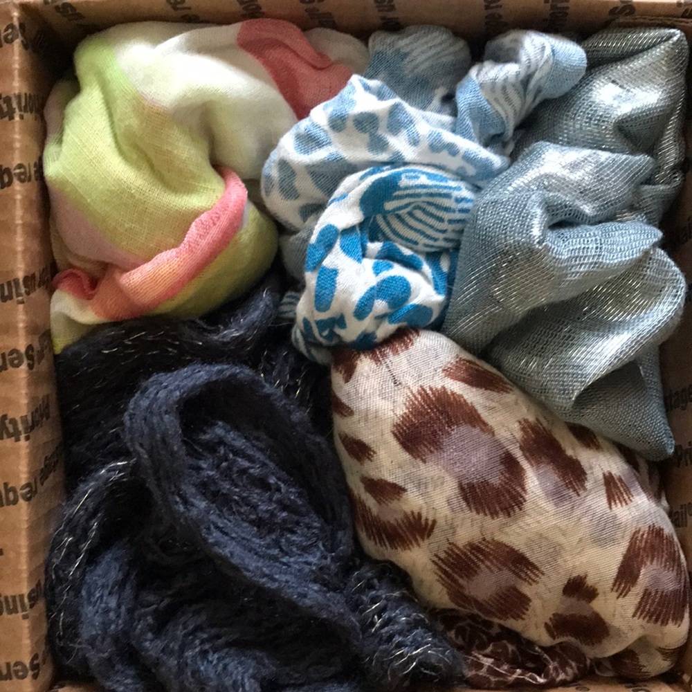 Soon gone to donate 5 Scarves